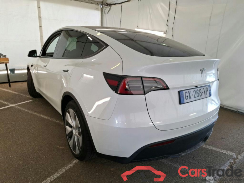 TESLA Model Y / 2021 / 5P / SUV RWD #3