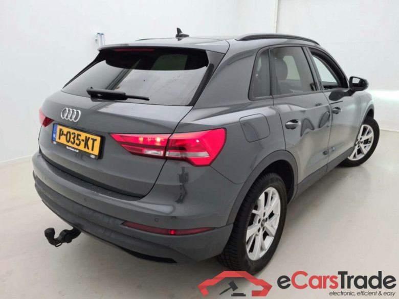 AUDI Q3 45 TFSI e Bns. ed. S-Tronic #2