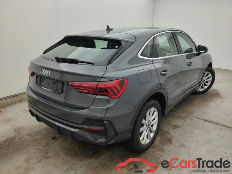 Audi Q3 Sportback 45 TFSI e S tronic 5d #2