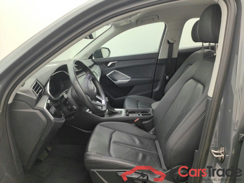 Audi Q3 Sportback 45 TFSI e S tronic 5d #3