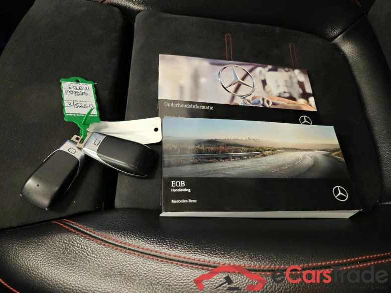 Mercedes-Benz EQB EQB 300 4MATIC AMG Line Automaat 5d + Pano #4