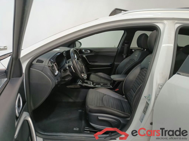 KIA cee'd Sportswagon GT Line 1.6 CRDi 136 MHEV DCT 5d #3