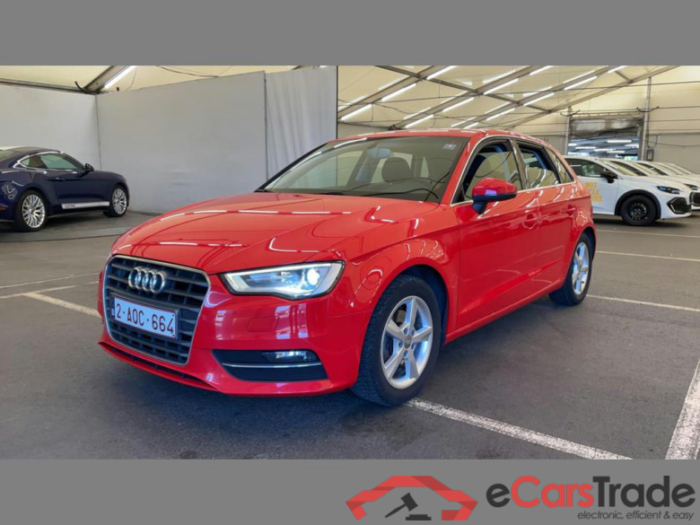 AUDI A3 Sportback 1.4 TFSI Ultra Attraction c.o.d.S tronic