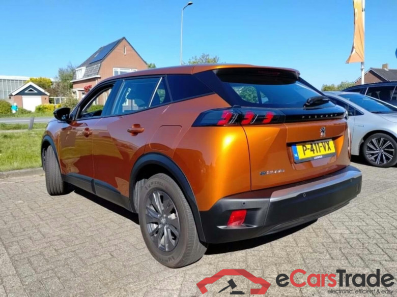 PEUGEOT e-2008 EV Active Pack 50 kWh #3