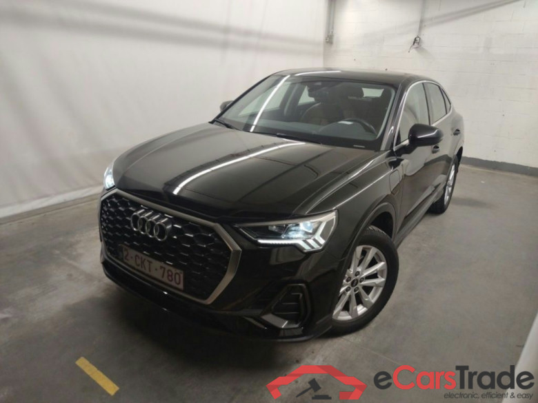Audi Q3 Sportback 45 TFSI e S tronic 5d #1