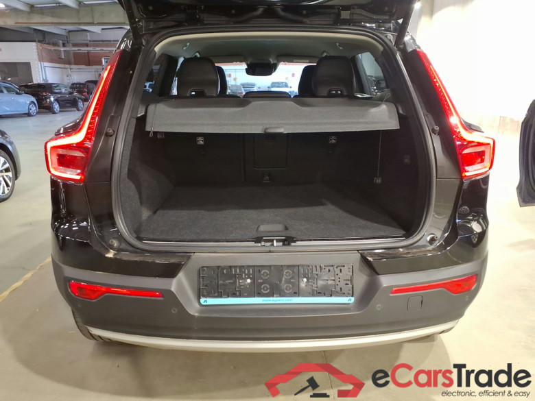 VOLVO XC40 1.5 T2 INSCRIPTION #3