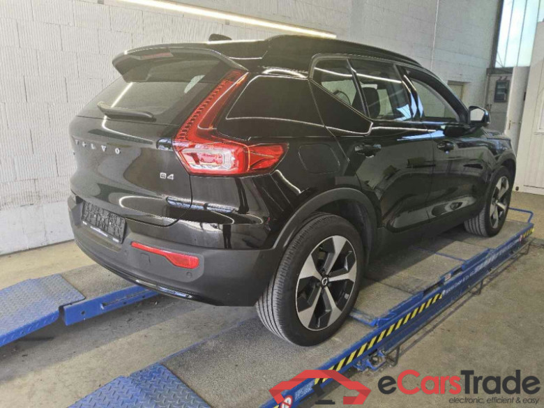 Volvo XC40 (2017->) DE - SUV5 B4 2WD EU6d, Plus Dark, (Facelift) 2022 - 2024 #3