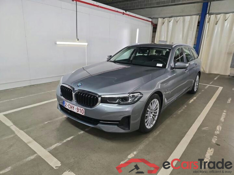 BMW 5 Reeks Touring 5 Reeks Touring 530e Auto (PHEV) 215kW/292pk  5D/P Auto-8 #1