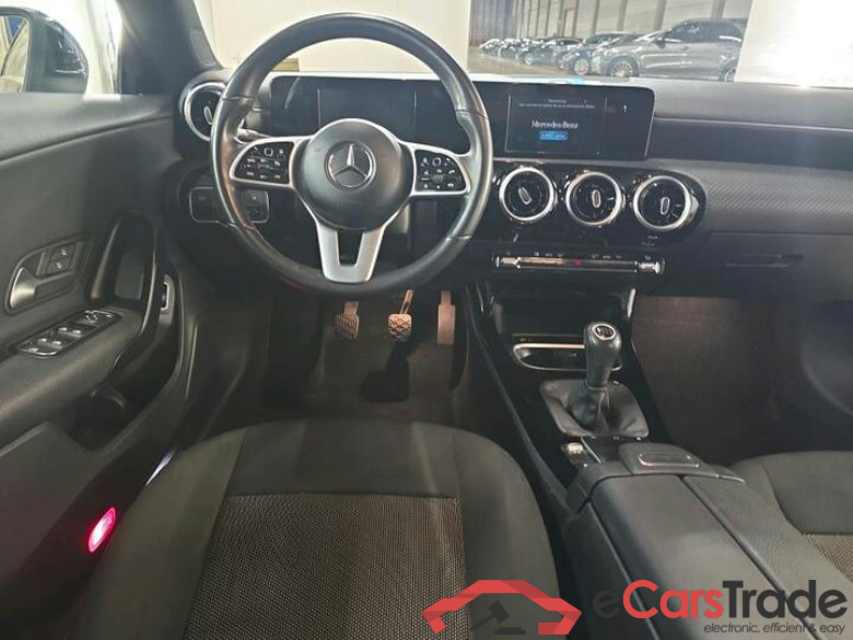 Mercedes CLA CLA CLA 180 100kW/136pk  4D/P Man-6 #5