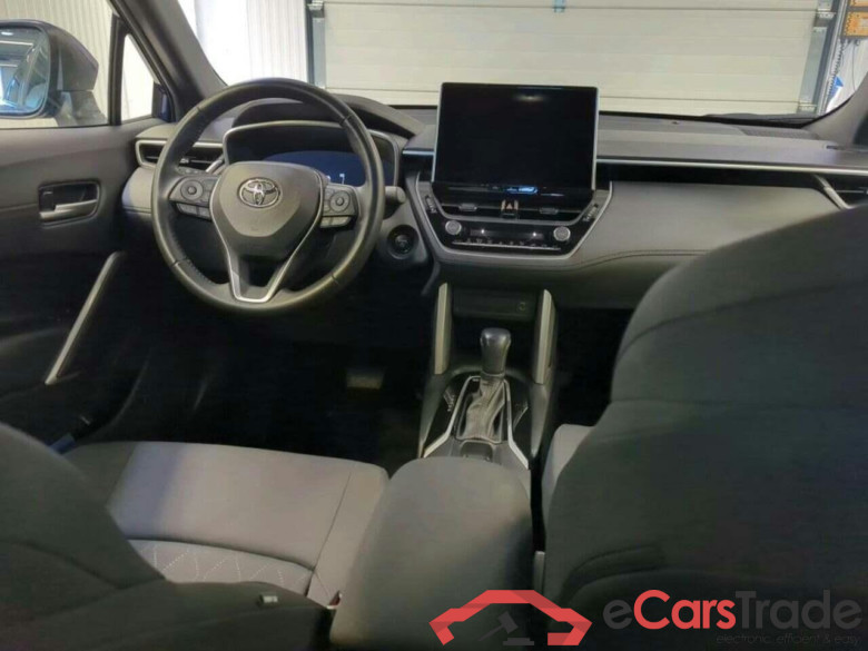 TOYOTA Corolla Cross Hybrid 140 Active #3
