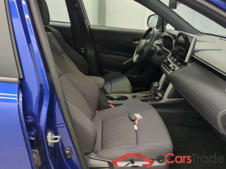 TOYOTA Corolla Cross Hybrid 140 Active #4