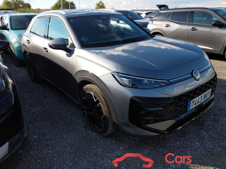 VOLKSWAGEN T-Roc 1.5 TSI 110 kW (150 CV) auto DSG 7 vel. R-Line(Winterpack) #1