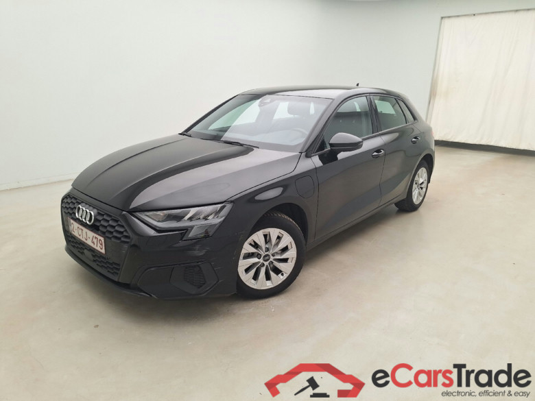 Audi, A3 SB '20 PHEV, Audi A3 Sportback 1.4 40 TFSI e Attraction 5d #1