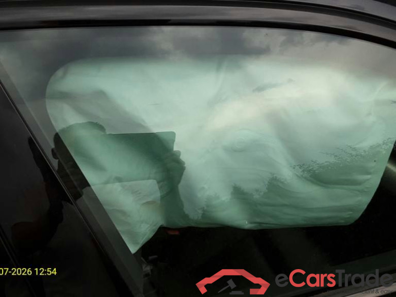 BMW 5 Reeks Berline 530e 200kW 4d !! damaged car !!!