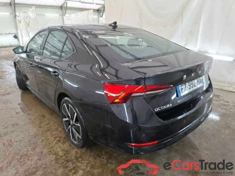 SKODA Octavia / 2020 / 5P / Berline 1.4 TSI PHEV iV 204 DSG6e Business #2