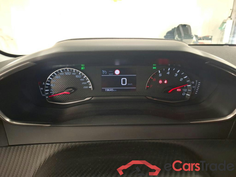 PEUGEOT 208 / 2019 / 5P / Berline PureTech 75 S&S Style(SP) #6