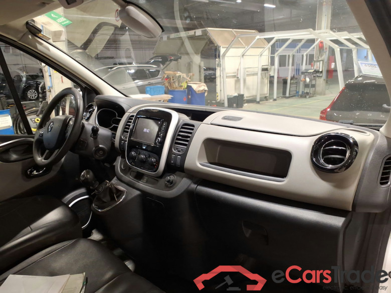 RENAULT TRAFIC 27 FOURGON SWB DSL - 20 1.6 dCi 27 L1H1 Grand Confort STOCK #6