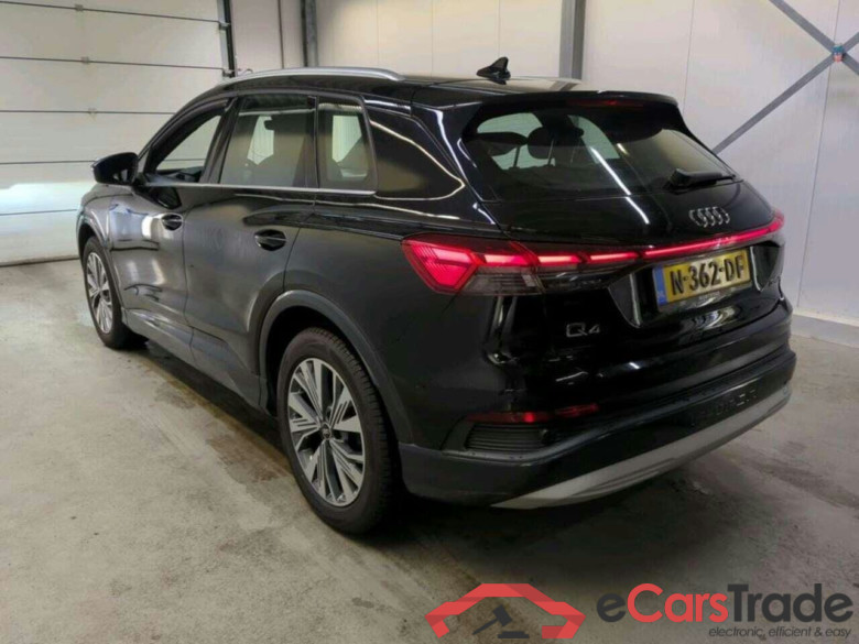 AUDI Q4 e-tron 35 L ed. Adv. 55 kWh #6
