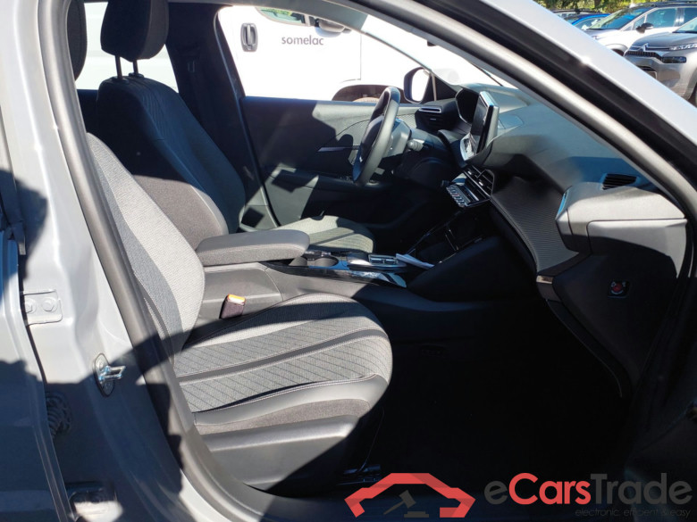 PEUGEOT 208  PEUGEOT 208  Allure Hybrid 110 ch e-DCS6 + pack access #5