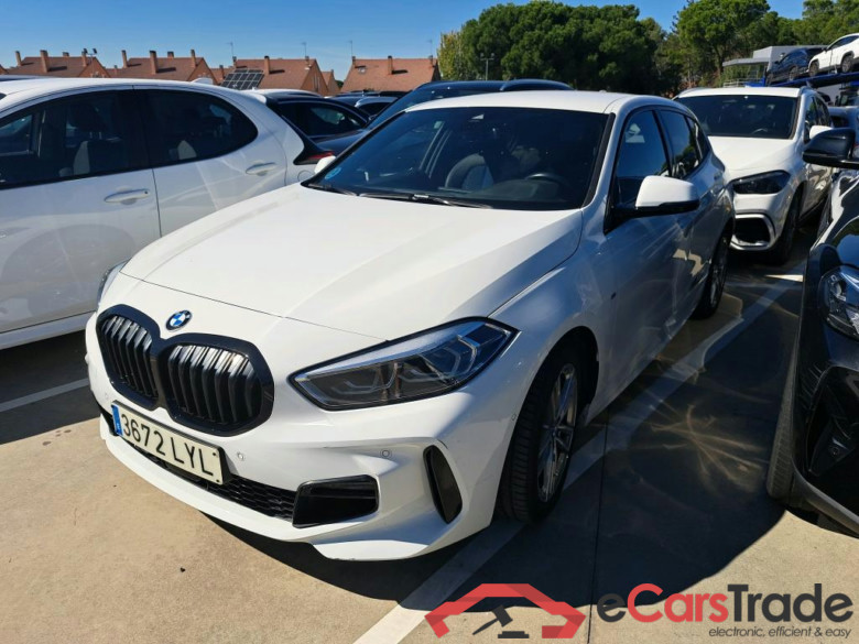 BMW Serie 1 / 2019 / 5P / berlina con portón 118i