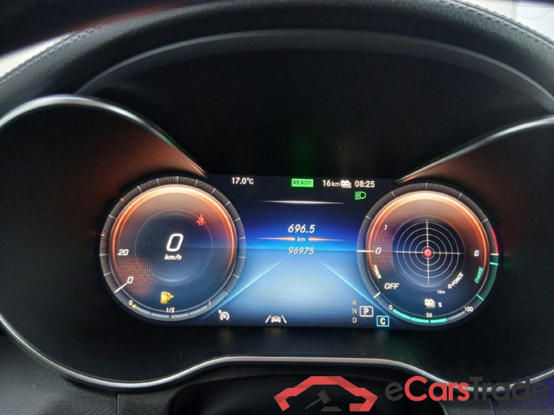 MERCEDES-BENZ GLC Coupé / 2019 / 5P / coupé GLC 300 de 4MATIC #4