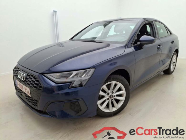 Audi A3 Limo 2.0 30 TDi LED Virtual ACC Navi KeylessGo Klima PDC ... #1