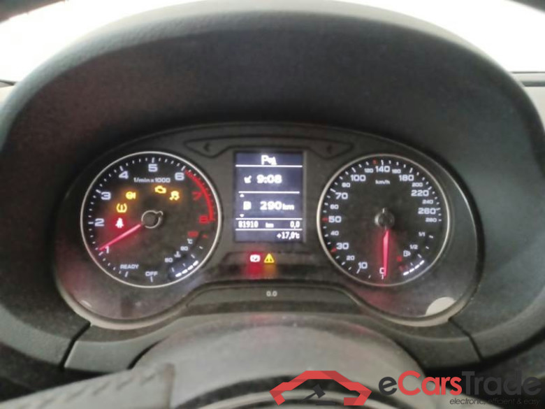 AUDI A3 / 2016 / 5P / BERLINA 30 TFSI BUSINESS S.BACK #4