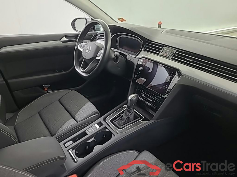VOLKSWAGEN Passat Variant 1.5 TSI 7-DSG Business 5D 110kW #6