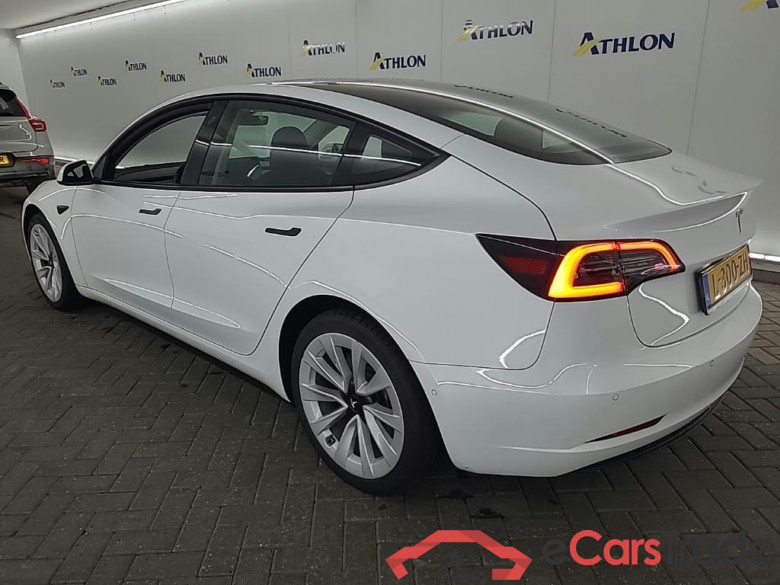 Tesla Model 3 Standard Range Plus RWD 4D 225kW #4