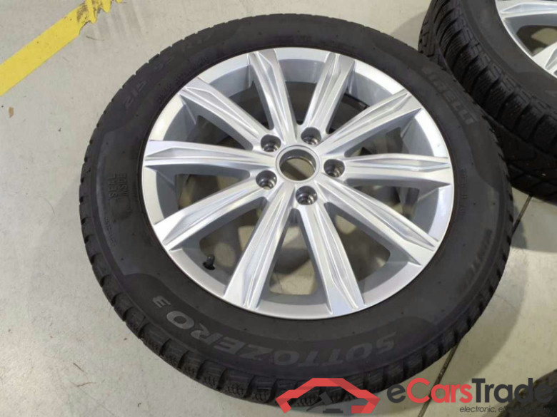 Volkswagen Touran (5T1)(04.2015->2026) DE - Van5 1.5 TSI Start-Stopp EU6d, Highline OPF, 2020 - 2024 #2