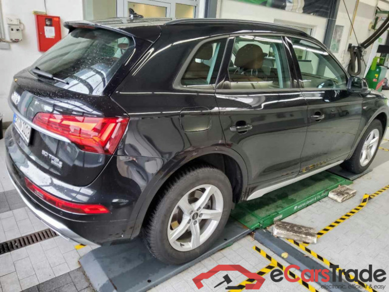 Audi Q5 (FYG)(06.2020->) DE - SUV5 50 2.0 TFSI e quattro EU6d, S line, (Facelift) 2021 - 2024 #3