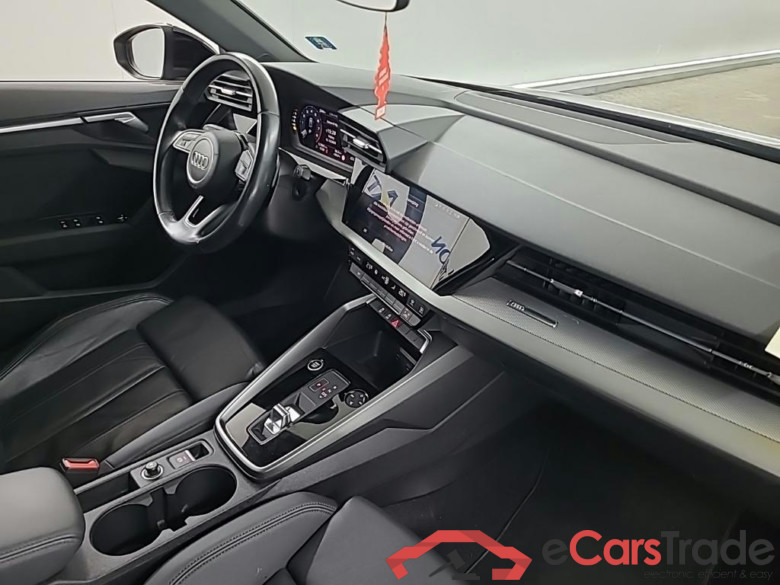 AUDI A3 Limousine 30 TFSI S tronic Business edition 4D 81kW #6