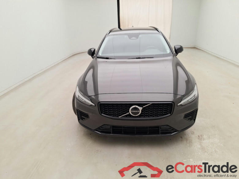 Volvo, V60 FL'22 PHEV, V60 T6 PHEV Plus Dark 4x4 #1