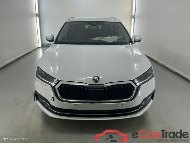 SKODA OCTAVIA COMBI 2.0 CRTDI 110KW DSG7 CLEVER #2
