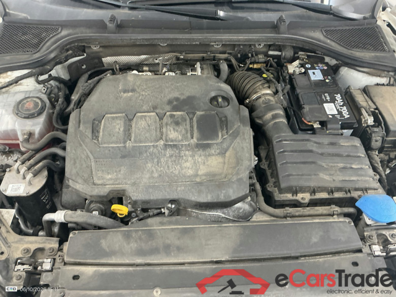 SKODA OCTAVIA COMBI 2.0 CRTDI 110KW DSG7 CLEVER #6