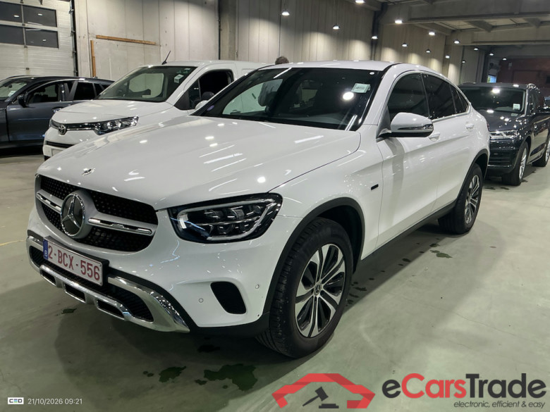 MERCEDES-BENZ GLC COUPE 2.0 GLC 300 E 4MATIC BUS SOL AUTO