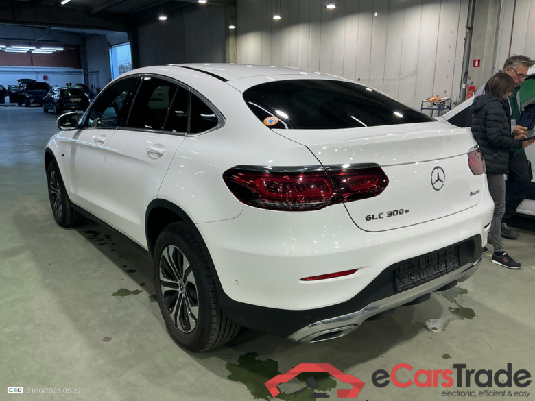 MERCEDES-BENZ GLC COUPE 2.0 GLC 300 E 4MATIC BUS SOL AUTO #3