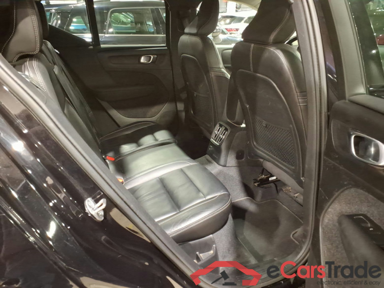 VOLVO XC40 1.5 T4 PHEV PLUS DARK DESIGN DCT #5
