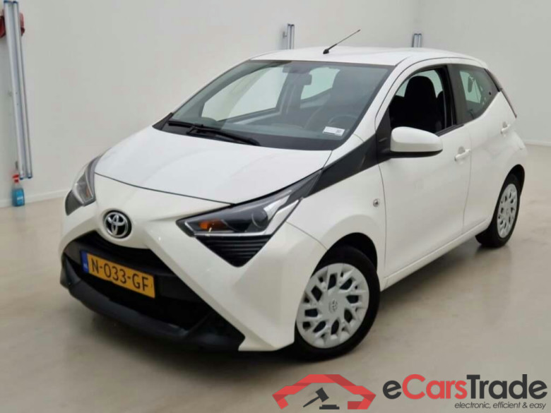 TOYOTA Aygo 1.0 VVT-i x-play