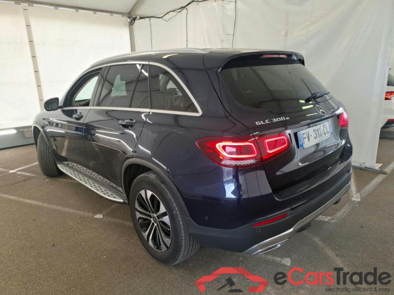 MERCEDES-BENZ GLC / 2019 / 5P / SUV GLC 300 e Business Line 4Matic #3