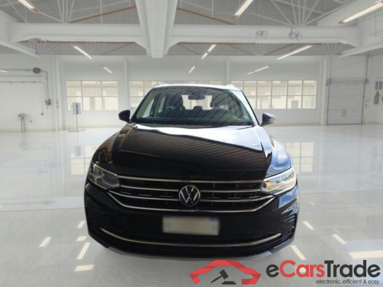 VOLKSWAGEN TIGUAN / 2020 / 5P / SUV 2.0 TDI SCR 110KW ELEGANCE DSG #6