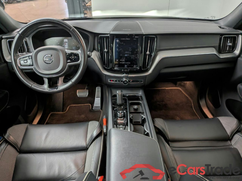 VOLVO XC60 2.0 B4 R-Design #5
