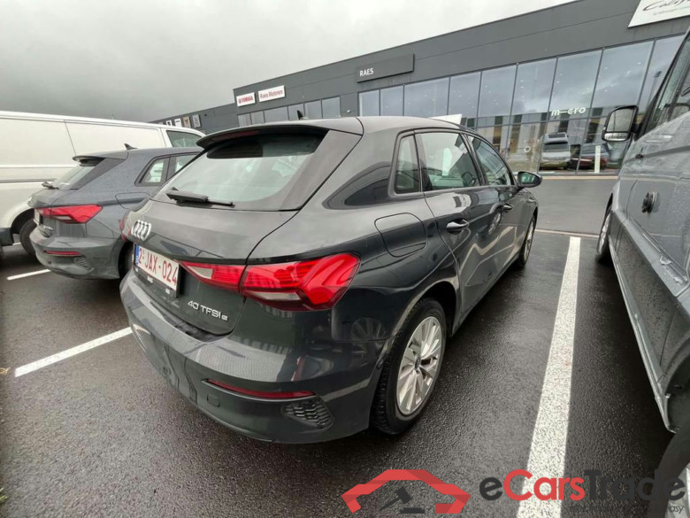 AUDI A3 Sportback PHEV 40 TFSI e Attraction S tronic (150 kW) #2