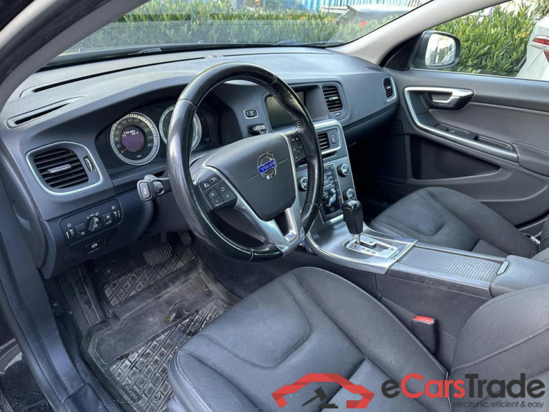 VOLVO S60 Dsl 2.0 D3 Momentum Geartronic #5