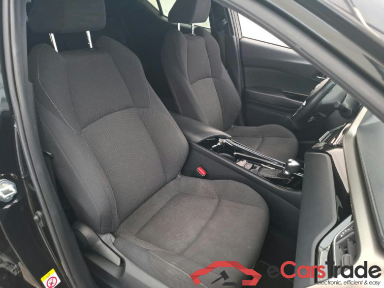 TOYOTA C-HR 5p Berline 1.8 HYBRIDE 122 EDITION #6