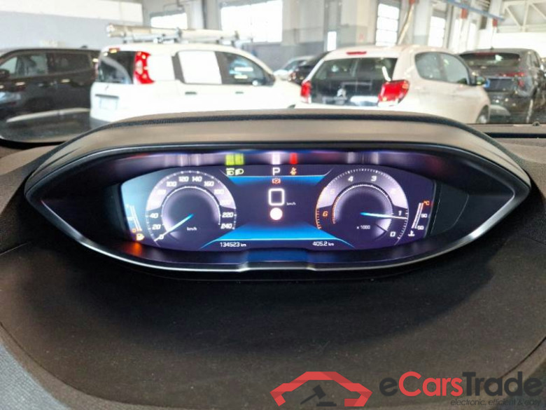 PEUGEOT 3008 / 2020 / 5P / SUV BLUEHDI 130 EAT8 SeS ALLURE PACK #4