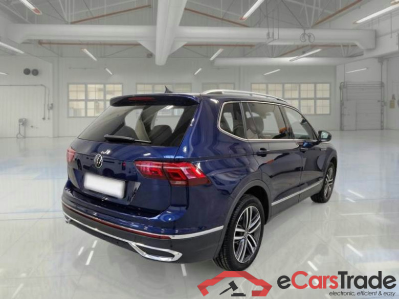 VOLKSWAGEN TIGUAN ALLSPACE / 2021 / 5P / SUV 2.0 TDI SCR ELEGANCE DSG #2