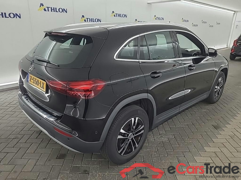 MERCEDES-BENZ GLA GLA 250 e DCT Star Edition 5D 160kW #3