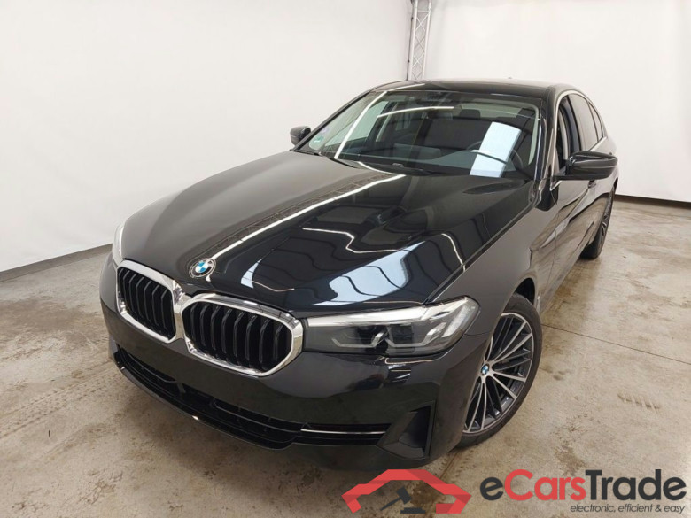 BMW 5 - 2020 540iXA 333 MHEV 4d