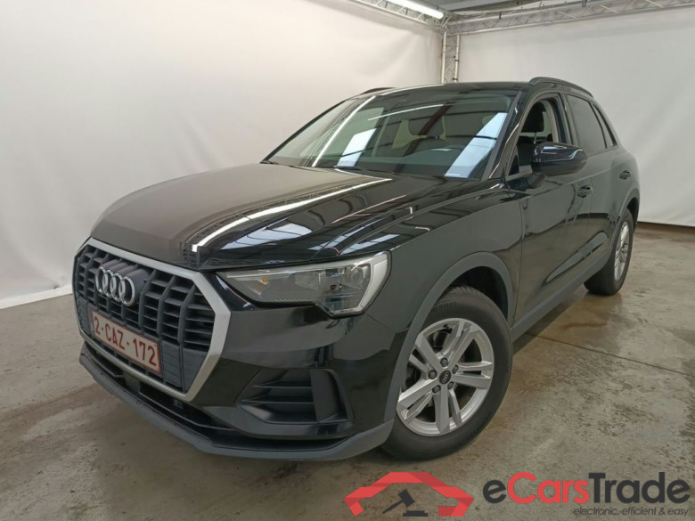 Audi Q3 35 TDI S Tronic Bus. Ed. Attraction 5d #1